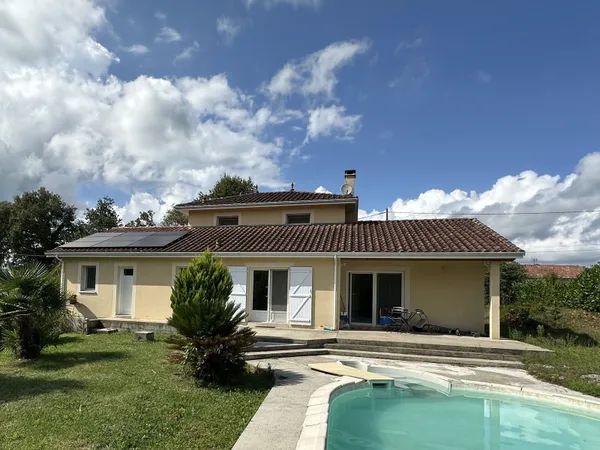 Maison 4 pièces 140 m² 