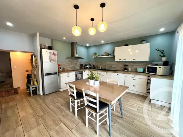 Maison 4 pièces 111 m² 