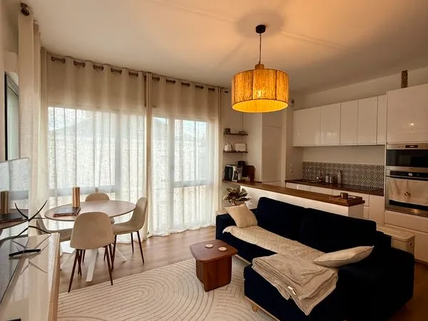 À LOUER - Appartement 3 pièces - 68 m² - Quartier Avenue de Laon / UCPA 