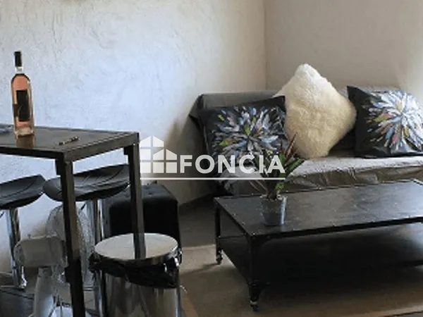Local commercial/Studio Cogolin 