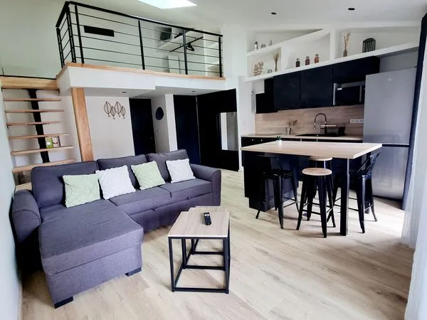 Duplex rénové à neuf et meublé tout confort 