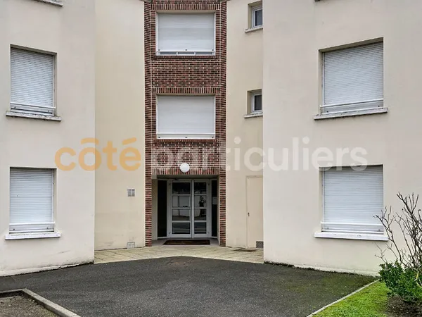 Studio dans résidence sécurisée avec possibilité box 