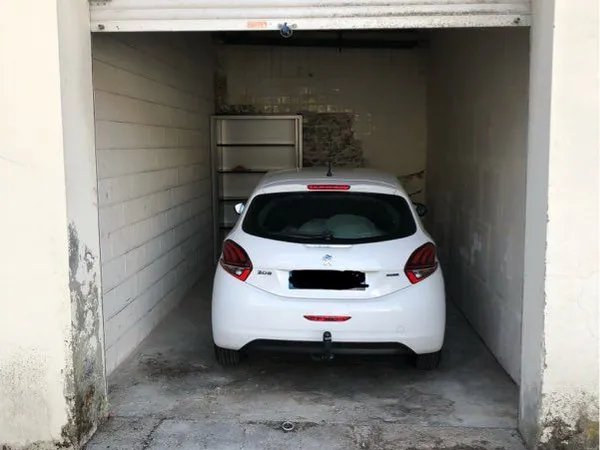 1 Garage à louer à Anzin 