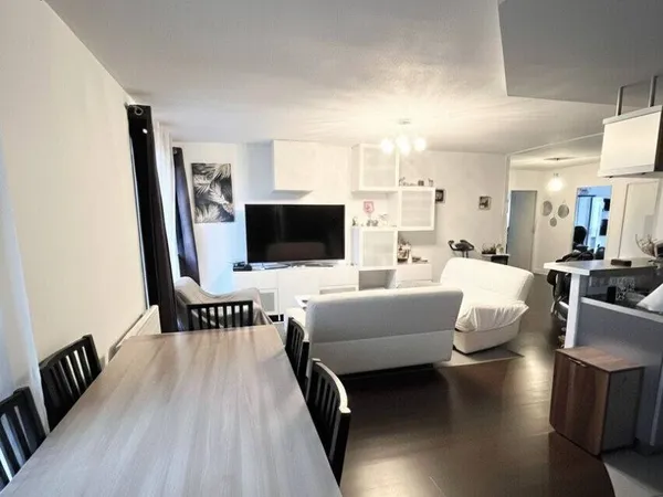 Appartement 4 pièces 90 m² 