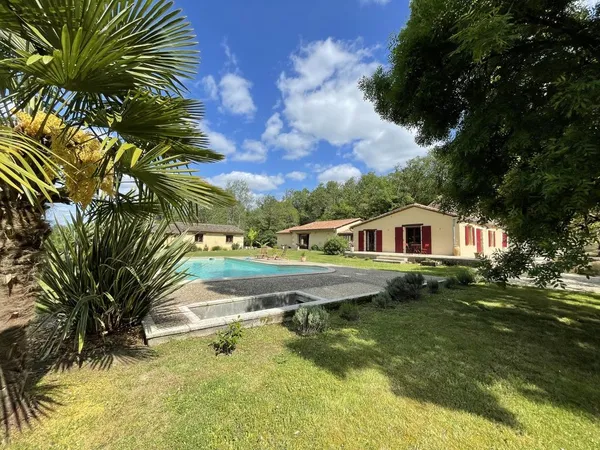Maison de luxe 6 pièces 210 m² 