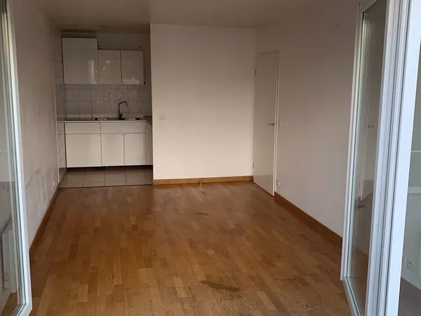 T2 Récent et Calme avec Terrasse ? Saint-Denis / Proche RER 