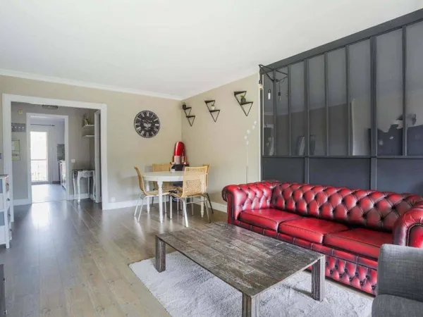Appartement 2 pièces 73 m² 