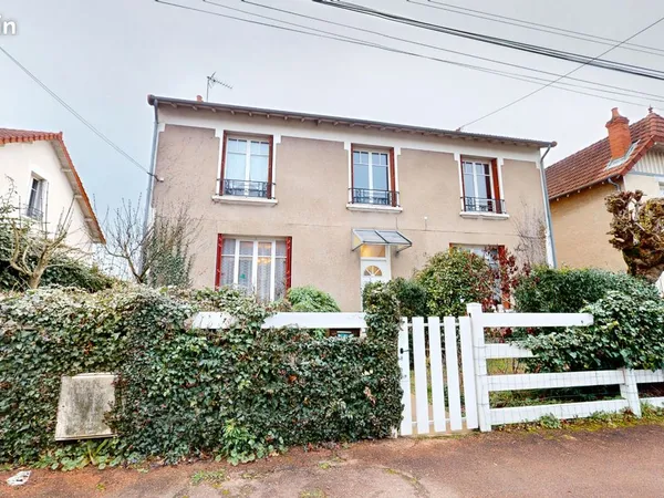 Maison 9 pièces 223 m² 