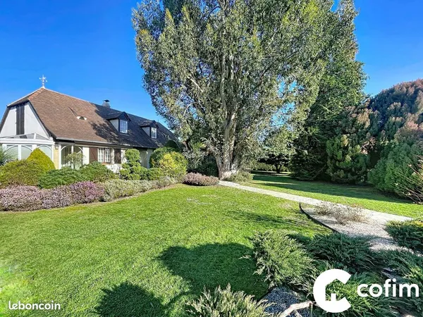 Maison 8 pièces 150 m² 
