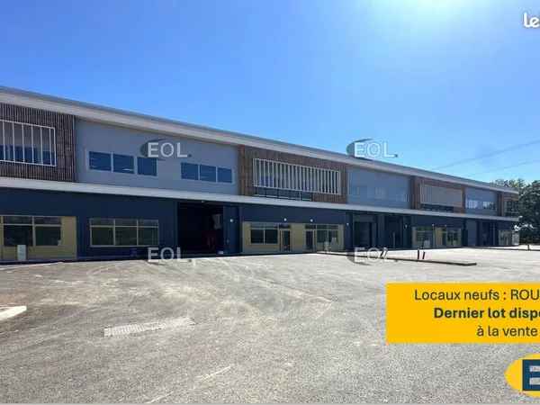 Local d'activité 578 m² 