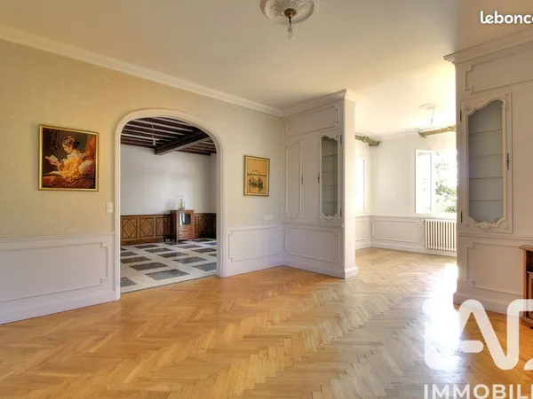 Maison 8 pièces 294 m² 