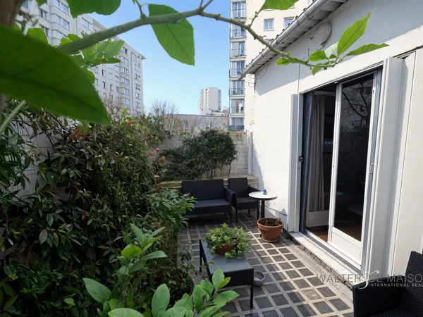 19ème, métro Laumière, vaste appartement 3 pièces avec terrasse 