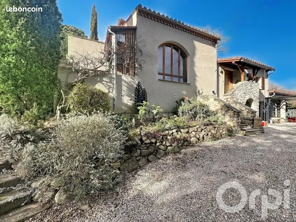 Maison 4 pièces 130 m² 