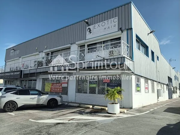 Local commercial 270 m² 