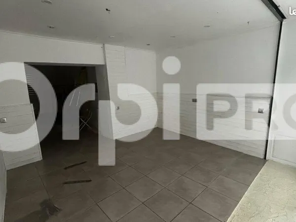 Local commercial 80 m² 