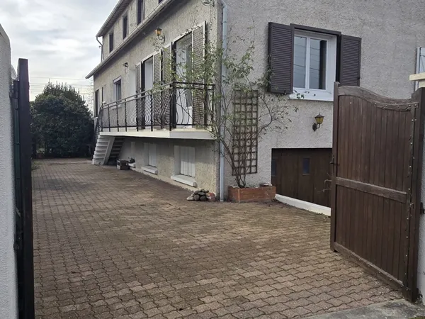 Maison 6 pièces 153 m² 