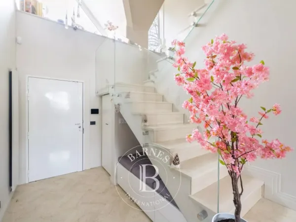 Le Chesnay - Maison contemporaine - 4/5 chambres - Matériaux hau 