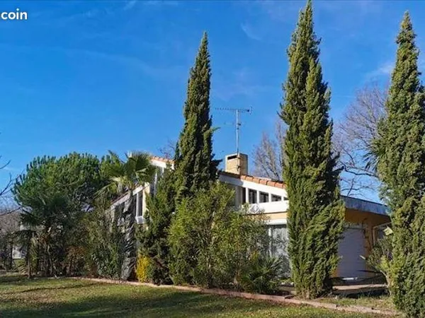 Villa 7 pièces 197 m² 