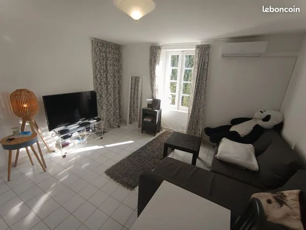 T2 de 38m2 Meublé avec jardin collectif 
