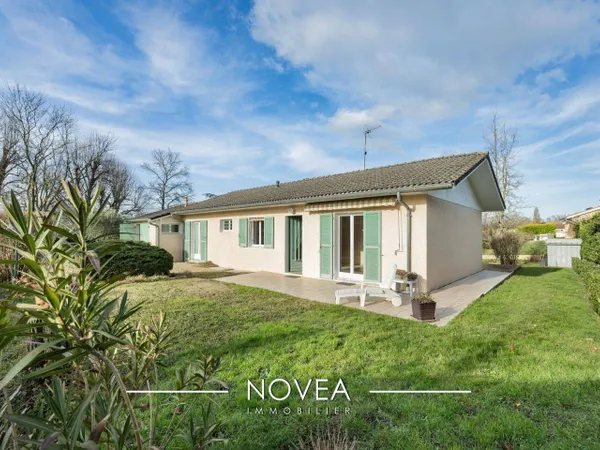 Maison de plain-pied 5 pièces 94 m² 