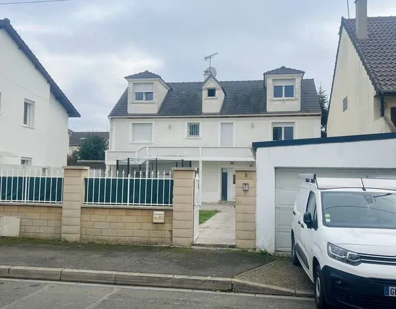 Maison 6 pièces 220 m² 