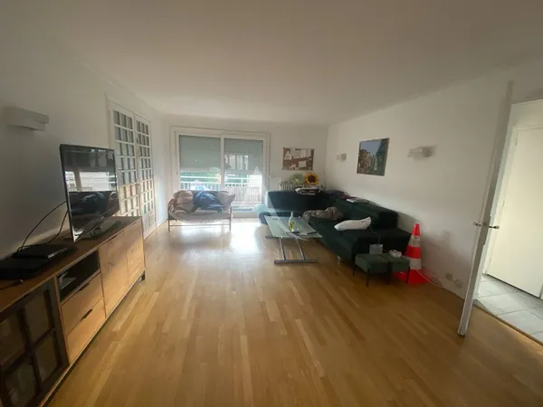 Appartement 4 pièces 79 m² 