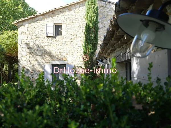 Maison 6 pièces 320 m² 