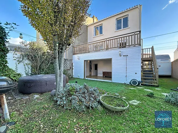 Maison 5 pièces 84 m² 