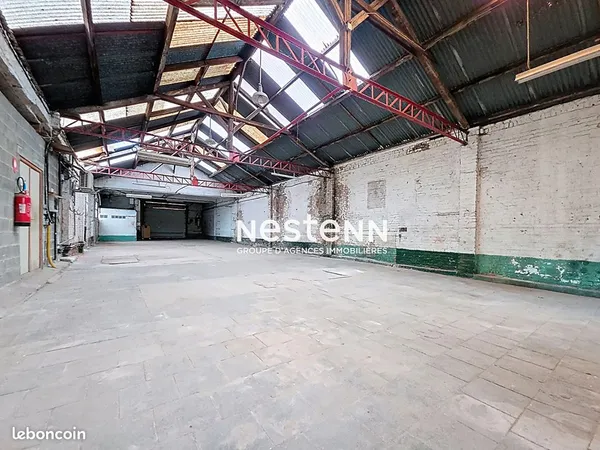 Maison 8 pièces 782 m² 
