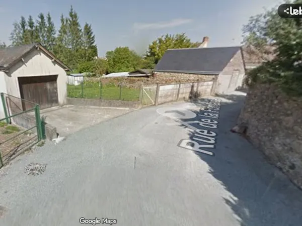 Garage et terrain 