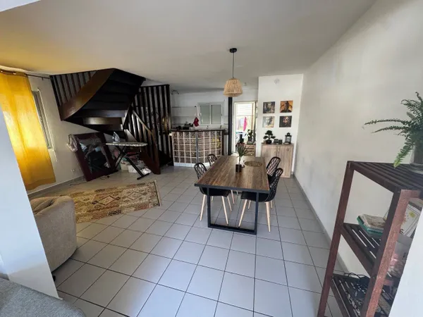 Maison 4 pièces 77 m² 