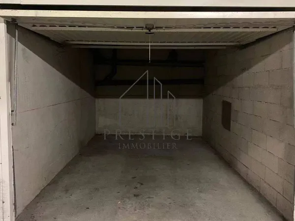 Parking - Garage Location Aubagne   120€