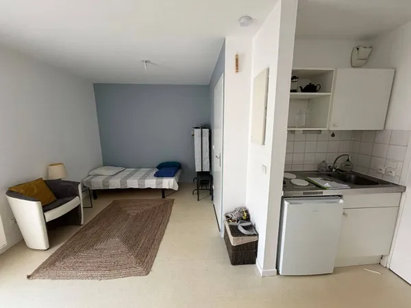 Studio 1 pièce 19 m² 