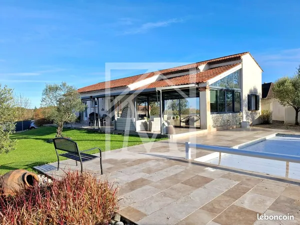 Maison 6 pièces 177 m² 