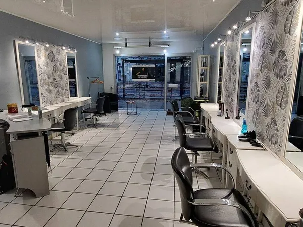 Fonds de commerce 82 m² 