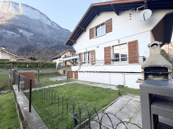 Maison 5 pièces 110 m² 