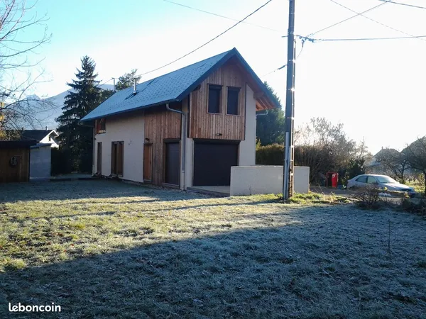 Maison 5 pièces 86 m2 Terrain de 800m2 Apremont 73190 