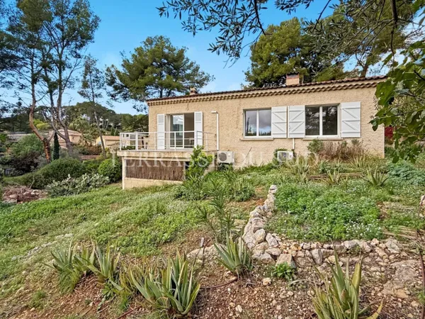 Vente Maison Plain-Pied 3 Pièces de 73 m2 + Studio de 21 m2 sur 