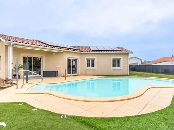 Contemporaine de 4 pièces principales 