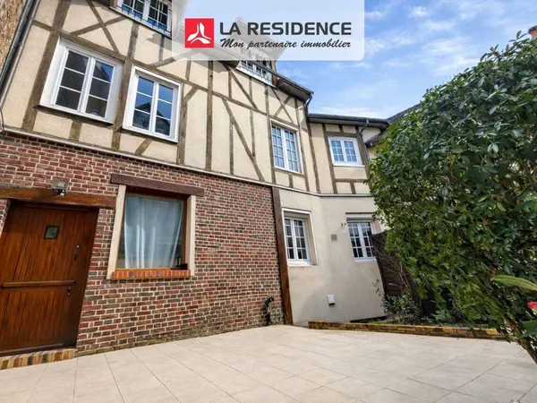 Maison de ville 9 pièces 217 m² 