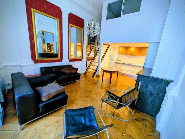 Loue appartement XVIII duplex hyper centre 