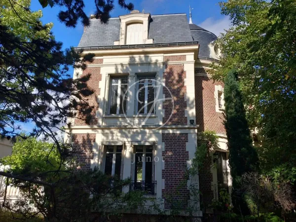 Chatou - PARC PIECE D'EAU - Maison à vendre - 5 chambres - 154,8 