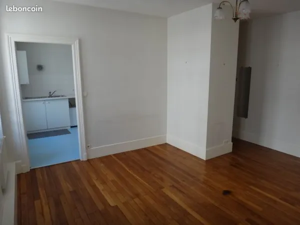 Appartement f1 centre ville montlucon 