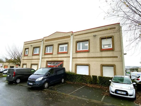 Bureaux 333 m² 