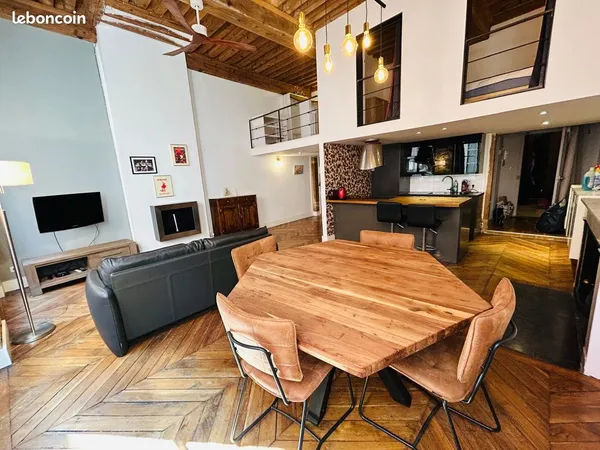T3 meublé 89 m² à hôtel de ville 