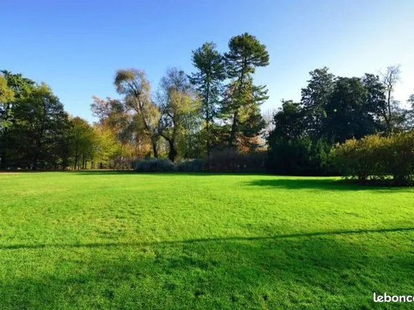 Terrain 600 m² 