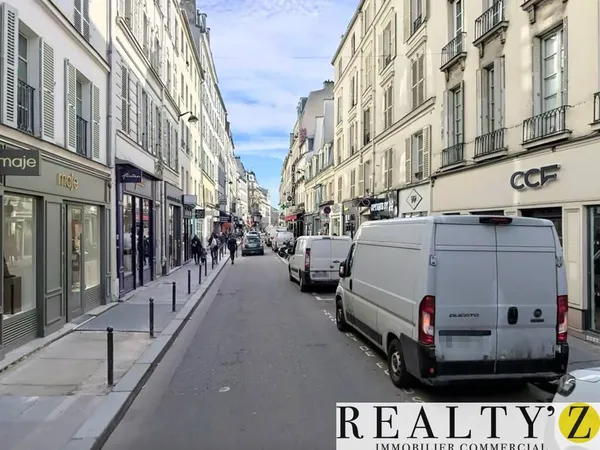 Boutique 2 pièces 60 m² 