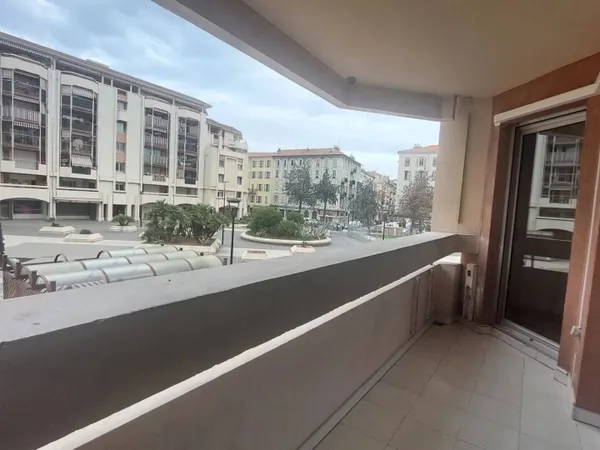 Appartement 3 pièces 53 m² 