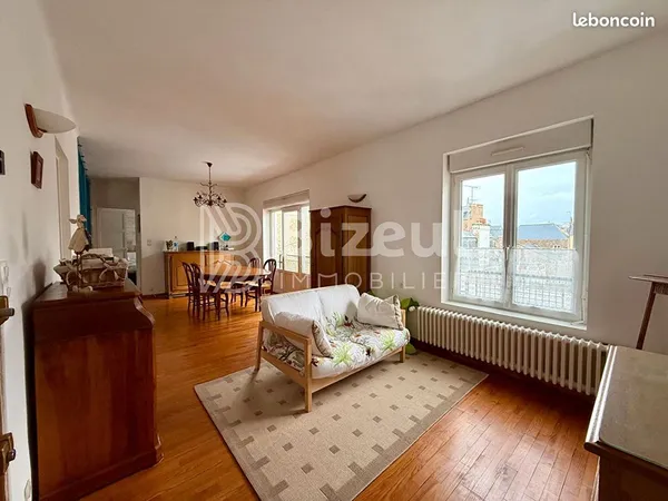 Appartement 5 pièces 84 m² 