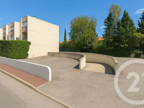 Parking 15 m² 